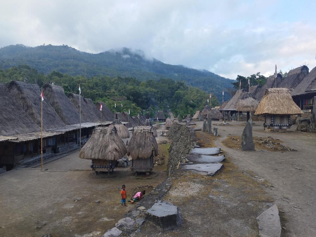Riung Tiga Empat Tujuh Guesthouse المظهر الخارجي الصورة